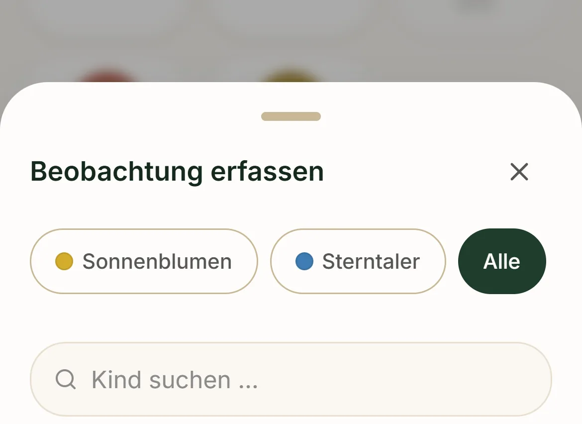 Schnellbeobachtung auf dem Smartphone mit Gruppenauswahl und Kindsuche